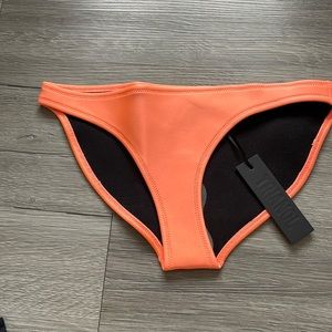 Triangl bottoms - large